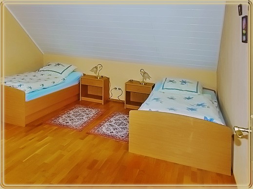 2. Schlafzimmer